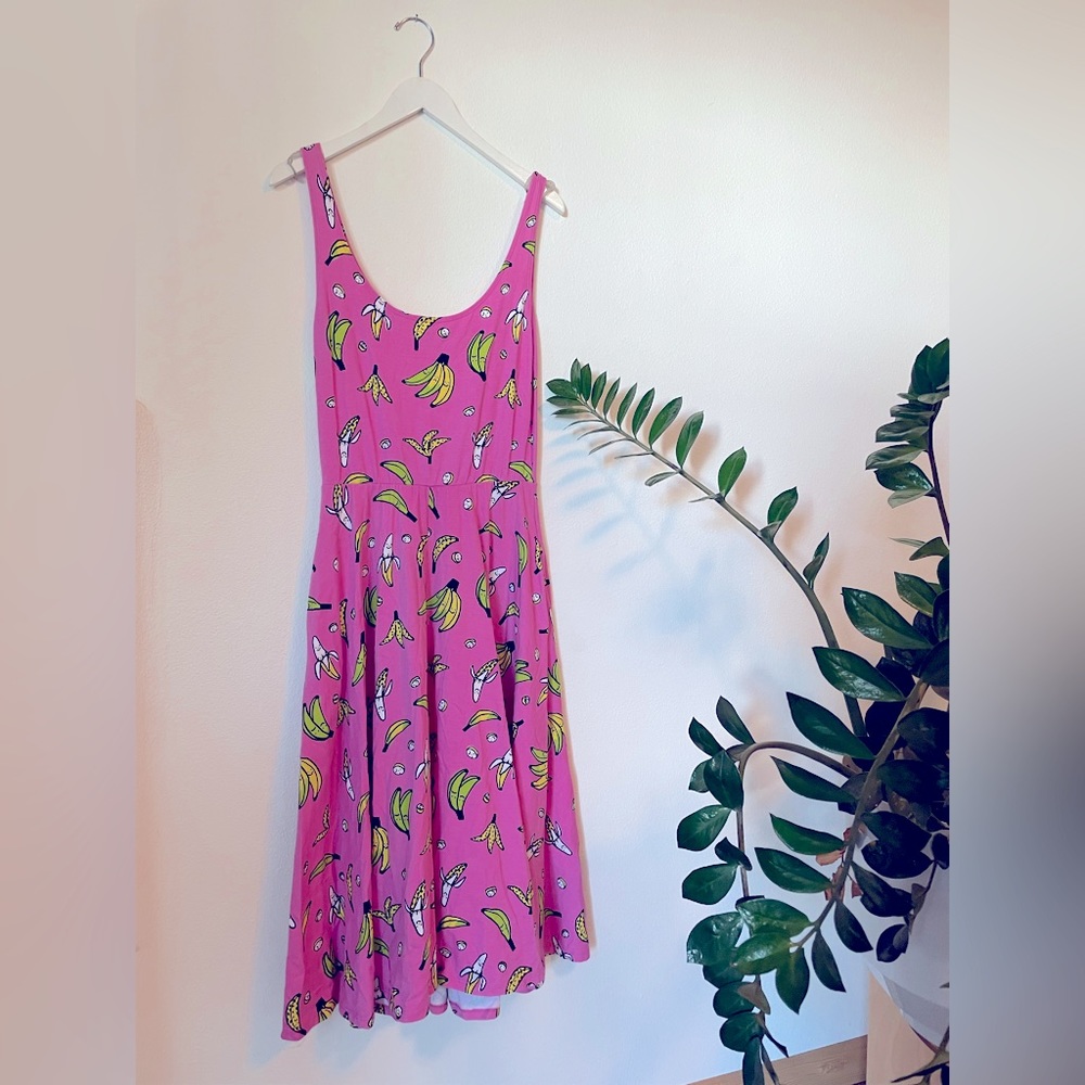 Nooworks Vacation dress in Banana Magic